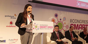 Estefanía Hernández, Robert Bosch, en el II Congreso Smart Grids