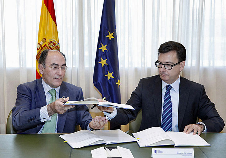 Firma entre Iberdrola y el BEI