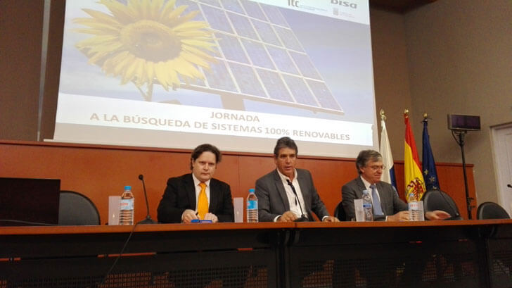 Jornada de la UNEF sobre el sector fotovoltaico.