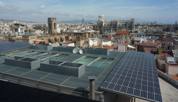 Ayuntamiento de barcelona apuesta por un nuevo modelo energético basado en las energías renovables. 