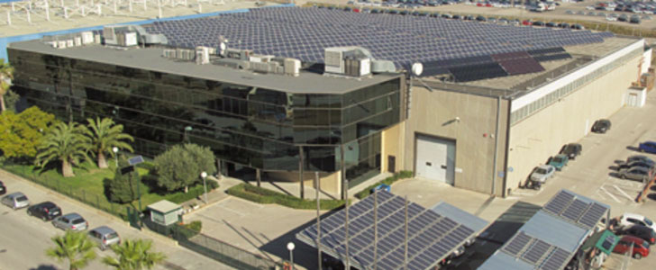 Fabrica de sistemas solares en Valencia. Exportaciones de la Comunidad Valenciana de productos renovables.