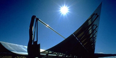 Sistema de almacenamiento de energía basado en silicio fundido