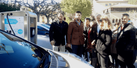Cabrera de Mar inaugura su primer punto de recarga rápida de vehículos eléctricos