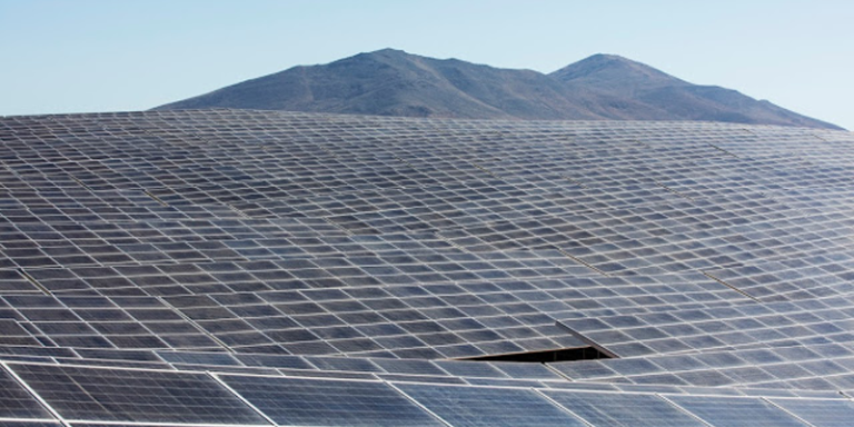 Parque fotovoltaico El Romero, Chile.