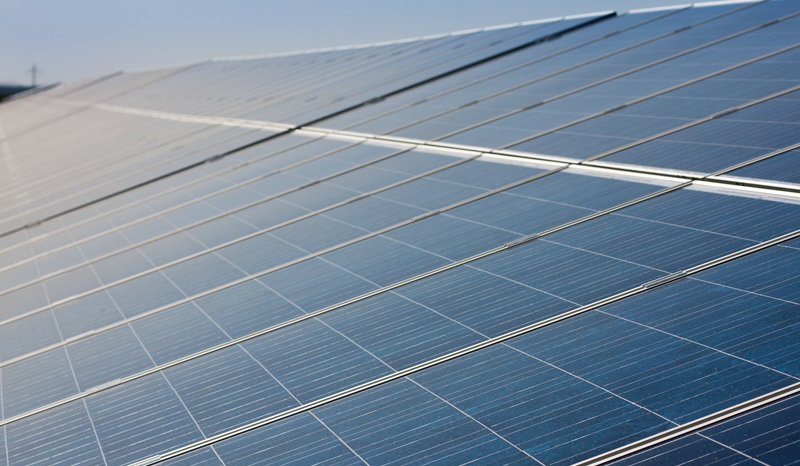 La planta solar Lilyvale en el estado de Queensland (Australia) y aún en construcción, está gestionada por la española Fotowatio Renewable Ventures, FRV.