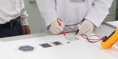 Proyecto Sunflower diseña una célula fotovoltaica con materiales orgánicos nanométricos