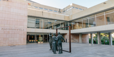 Elche premiará a las Empresas que fomenten la contratación de Energías Renovables Municipales