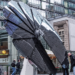 El girasol fotovoltaico Smartflower POP combinado con un cargador de vehículos eléctricos, en Genera 2017