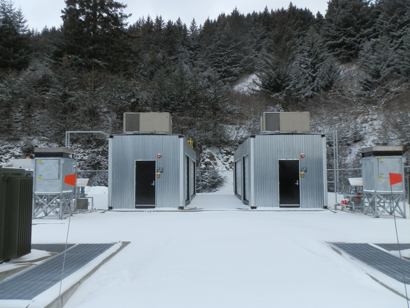 Sistema de almacenamiento energético con baterías en Isla Kodiak.