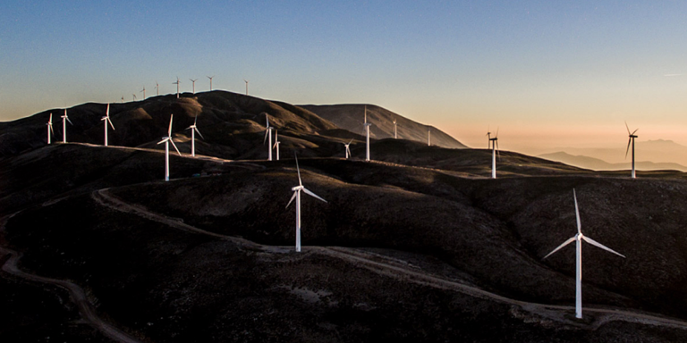 Global Wind Energy Council (GWEC) y WindEurope destacaron la importancia de la energía eólica, que en 2016 registró más de 500 GW instalados en el mundo.