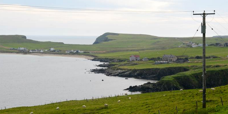 Redes inteligentes y un sistema de almacenamiento y distribución de energías renovables desarrollados durante el proyecto piloto en las islas Shetland han permitido un sistema seguro y fiable.