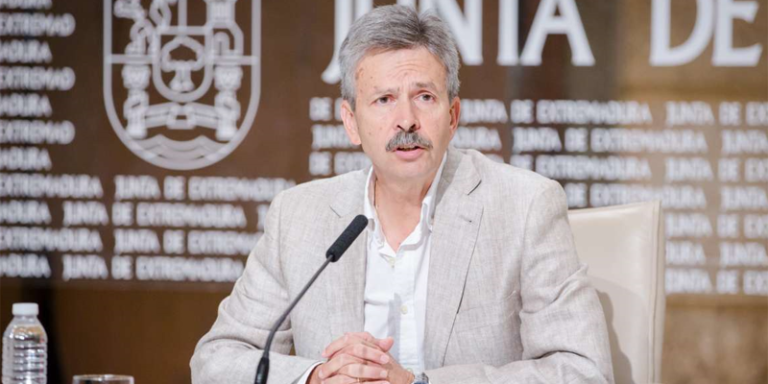 Consejero de Economía, José Luis Navarro, de la Junta de Extremadura.