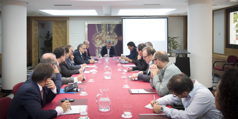 Momento de la reunión de Clavijo con representantes de empresas españolas de base tecnológica.
