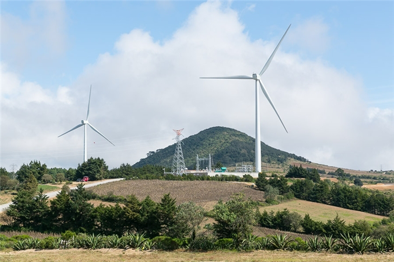 La empresa invierte en estos momentos 780 millones de dólares en proyectos renovables. 