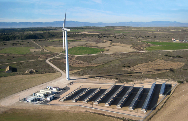Este proyecto conectará un parque eólico de 50 MW con una planta solar de 28.8 MW.