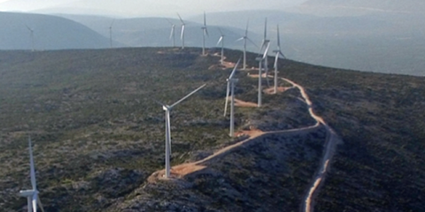 Total se asocia con EREN Renewable Energy para acelerar la producción de electricidad renovable