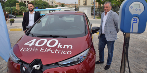 Andalucía subvencionará 400 estaciones de recarga para vehículos eléctricos