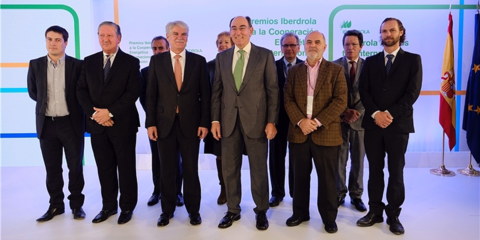 Entregados los premios del II Concurso Iberdrola a la Cooperación Energética Internacional