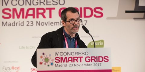 Proyecto P2P SmartTest: Plataforma de simulación de intercambio de energía en redes distribuidas siguiendo el esquema P2P