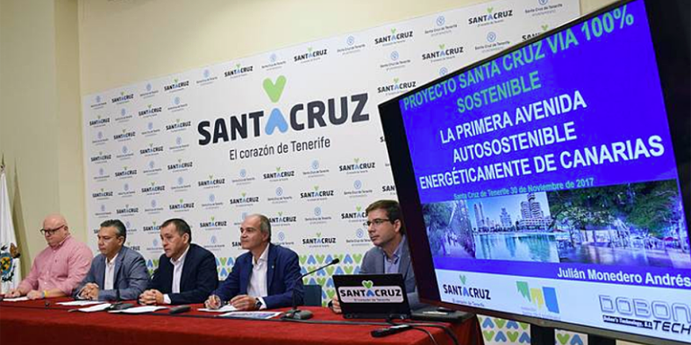 Presentación del proyecto demostrativo por el que se alimentará de energía 100% renovable un tramo de avenida de 3,5 kilómetros en Santa Cruz de Tenerife.