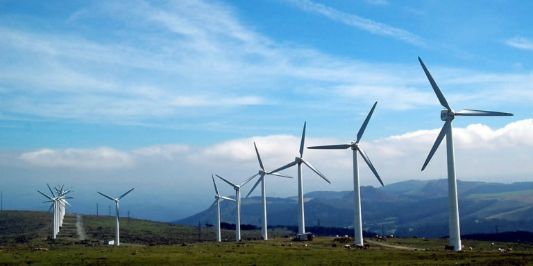 MINETAD ha identificado 165 proyectos, principalmente eólicos, presentados por 22 adjudicatarios de los 3000 MW renovables de la primera subasta de este tipo, que tuvo lugar en mayo de 2017.