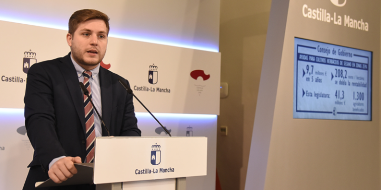 El Gobierno de Castilla-La Mancha reduce de 12 a 9 meses la tramitación de los expedientes de energías renovables en la región
