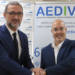 Convenio entre AEDIVE y AEE para impulsar acciones relacionadas con el automóvil eléctrico y la energía eólica