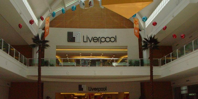 Interior de un edificio de Liverpool.