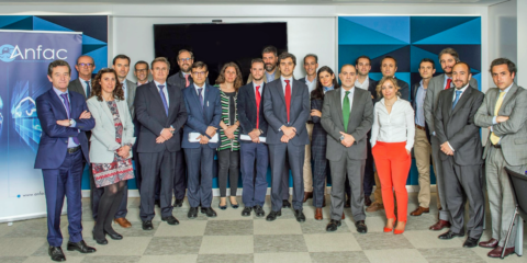 ANFAC crea un comité de trabajo dedicado al vehículo eléctrico y alternativo