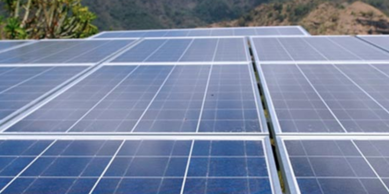 dos proyectos fotovoltaicos solares