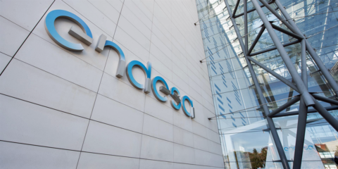Endesa renueva sus sistemas comerciales y de atención al cliente para toda España