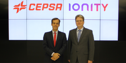 Ionity y Cepsa acuerdan instalar 100 puntos de recarga ultrarrápida en España y Portugal