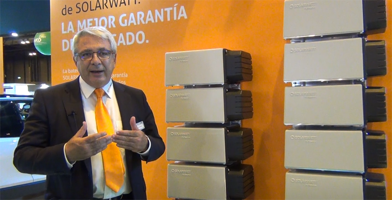 Ernesto Macías, general manager de Solarwatt en España, durante la presentación de la batería MyReserve en Genera 2018.