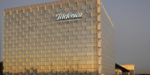 Telefónica prevé que en 2019 el 70% de su consumo global de electricidad será renovable