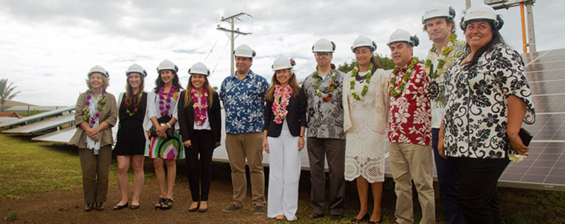 Acto de puesta en marcha de la planta fotovoltaica donada por Acciona a la Isla de Pascua. 