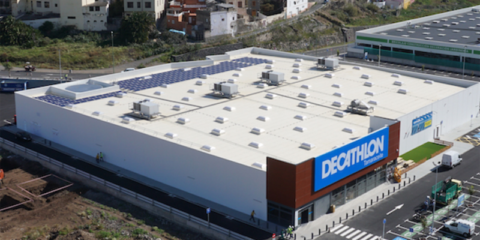 Decathlon alcanza su objetivo de consumo eléctrico de origen renovable en todas sus tiendas y centros logísticos