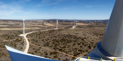 Iberdrola acredita con blockchain el origen renovable de la energía suministrada a una entidad financiera