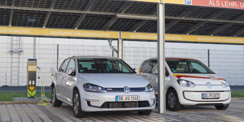 Los paneles fotovoltaicos de un parking en Alemania alimentan de energía limpia sus instalaciones y estaciones de recarga
