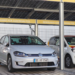 Los paneles fotovoltaicos de un parking en Alemania alimentan de energía limpia sus instalaciones y estaciones de recarga