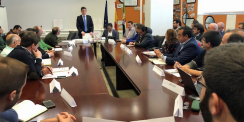 Extremadura somete a consulta el proyecto de decreto de ayudas para la instalación de puntos de recarga eléctrica