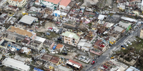 Dispositivos inteligentes y vanguardistas aseguran una red eléctrica más resistente a las tormentas en Florida