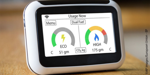 El Parlamento Europeo aprueba incrementar el flujo de electricidad entre estados y mejoras para los consumidores