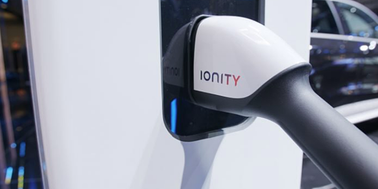 Recarga Ionity para vehículo eléctrico