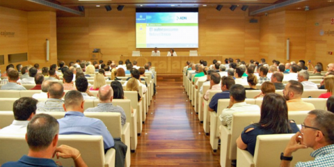 Cajamar abre financiación para instalaciones fotovoltaicas de autoconsumo en empresas y sector agroalimentario