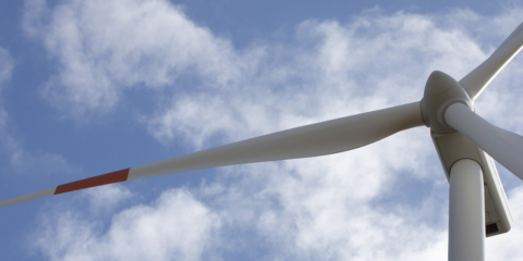 El parque eólico lucense Serra de Punago-Vacariza comienza la segunda fase del montaje de los 12 aerogeneradores