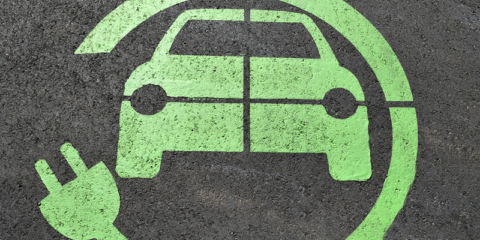 Estaciones de servicio de Tenerife instalarán 11 puntos de recarga eléctrica con ayudas del Cabildo insular