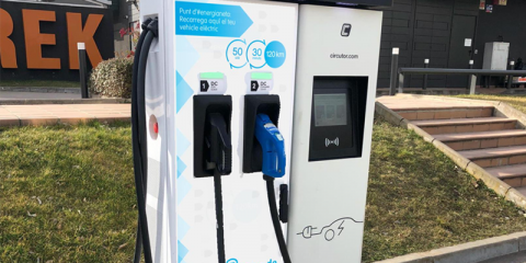 La Generalitat de Cataluña lanza ayudas para ayuntamientos destinadas a puntos de recarga rápida