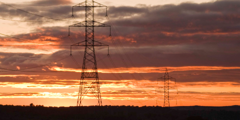 Acuerdo para la optimización y transformación digital de la red de distribución eléctrica