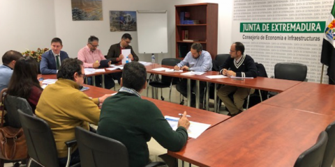 La Junta de Extremadura publica la convocatoria de ayudas para estaciones de recarga de vehículos eléctricos