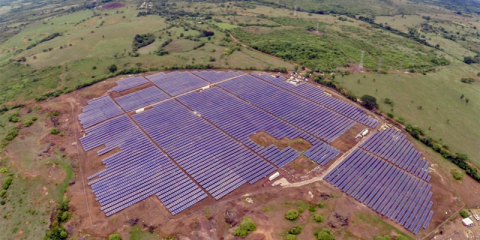 El BEI invertirá 76 millones en la planta de Talayuela y otros 66 para cofinanciar dos proyectos solares que suman 436 MW